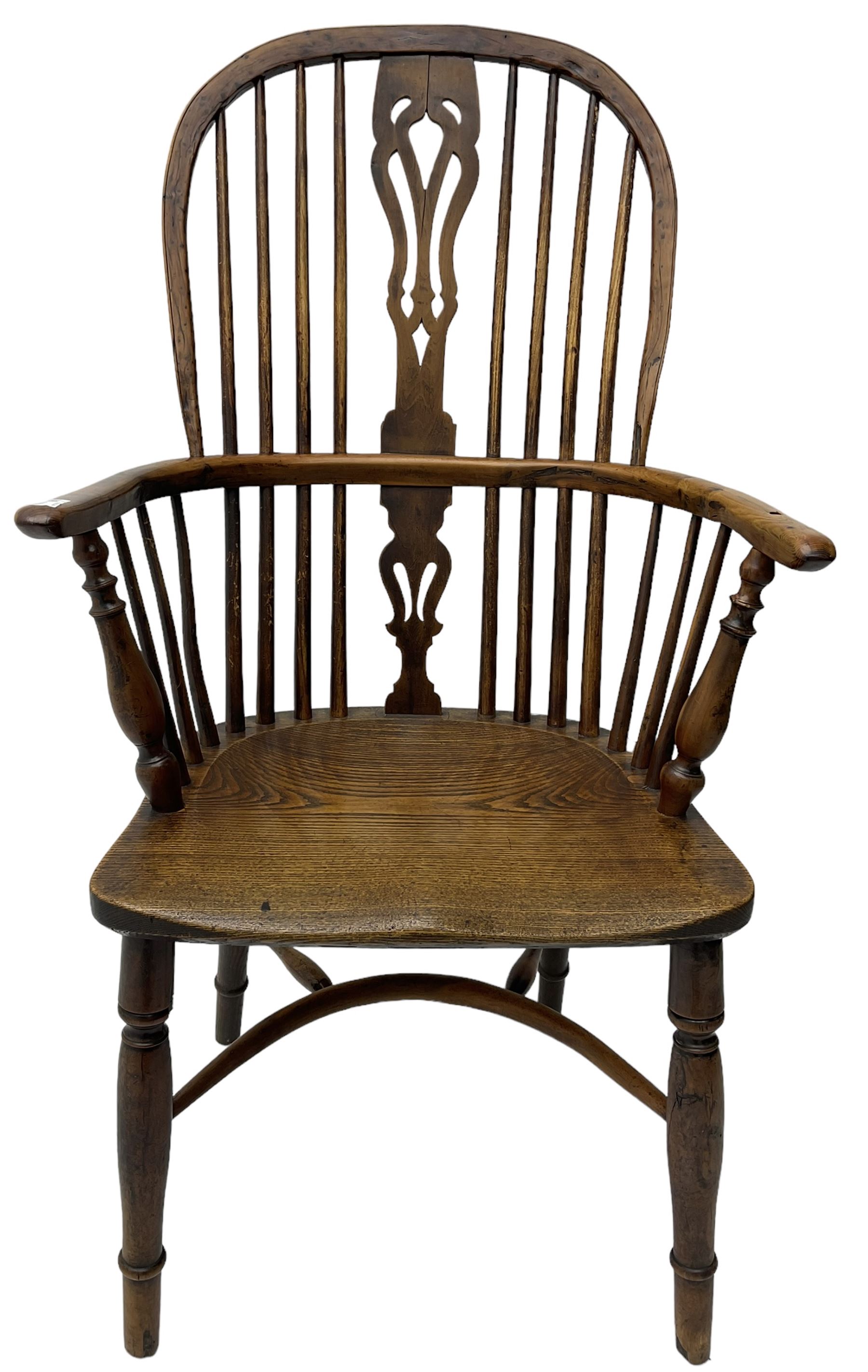 19th century yew wood and elm Windsor chair - Image 4 of 7