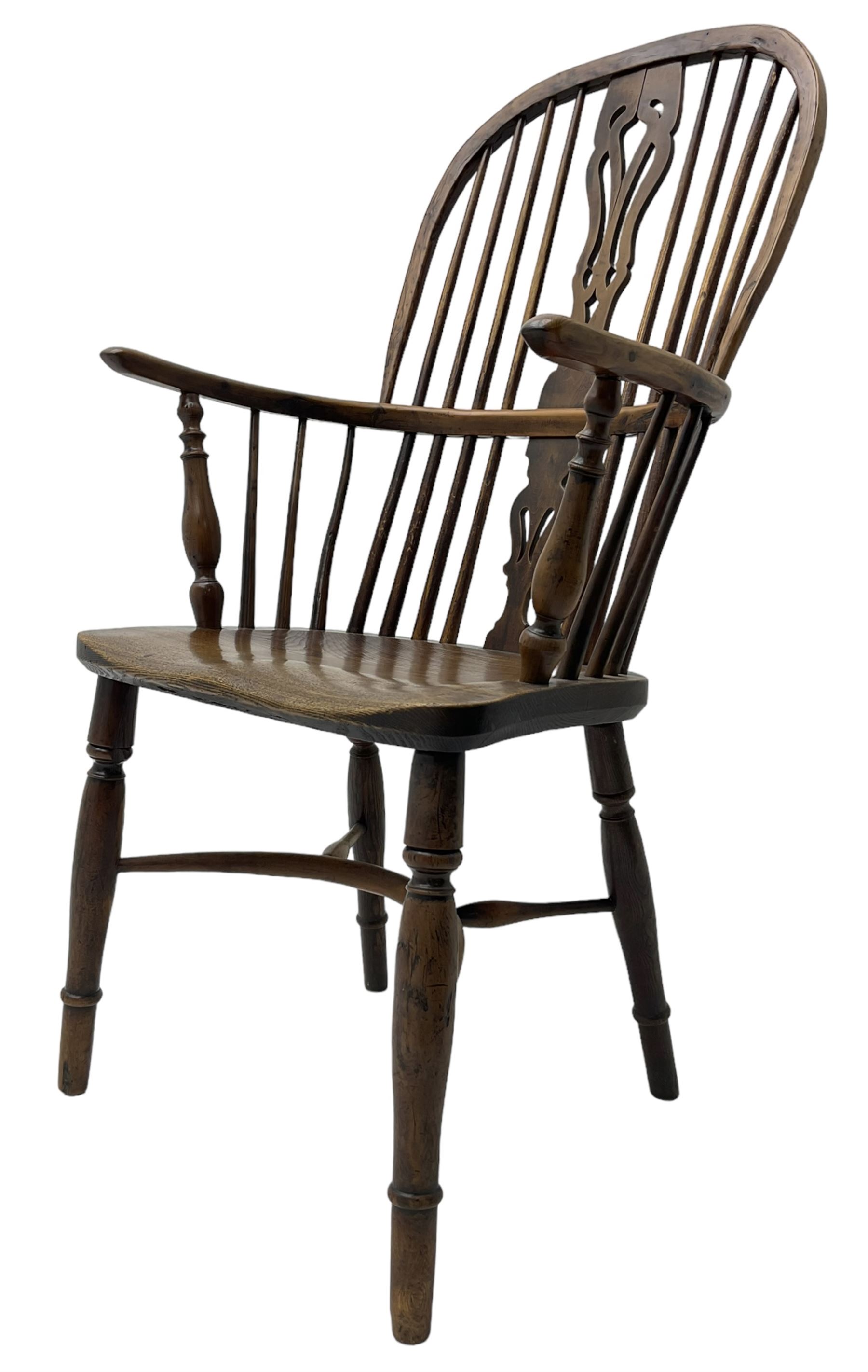 19th century yew wood and elm Windsor chair - Image 6 of 7