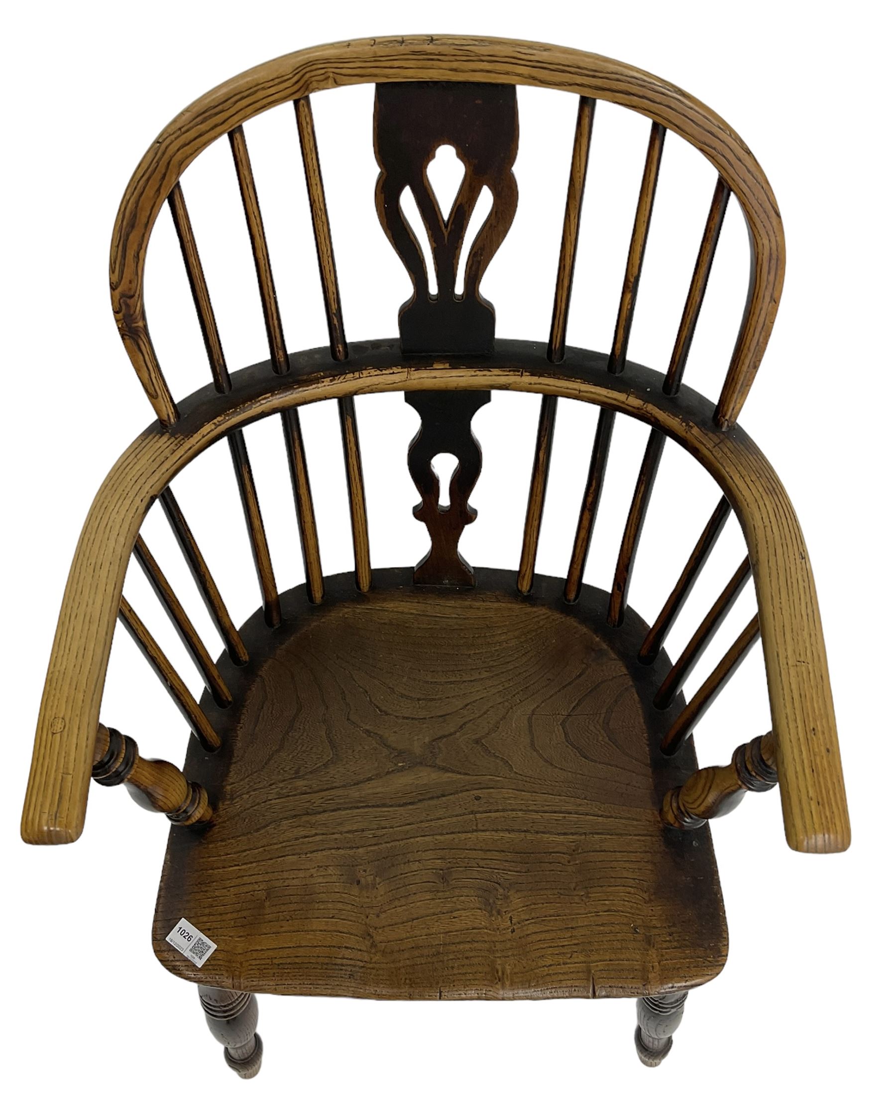 19th century elm and ash Windsor armchair - Image 7 of 7