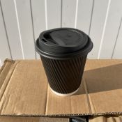 Large quantity of triple wall 12oz paper cups