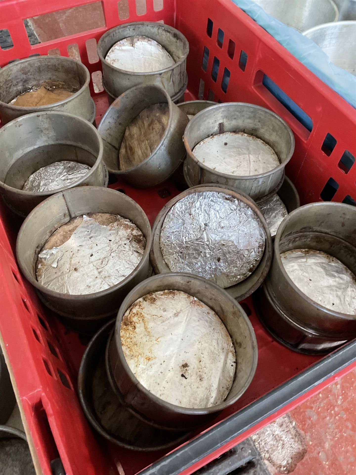 Various pie tins - Image 4 of 5