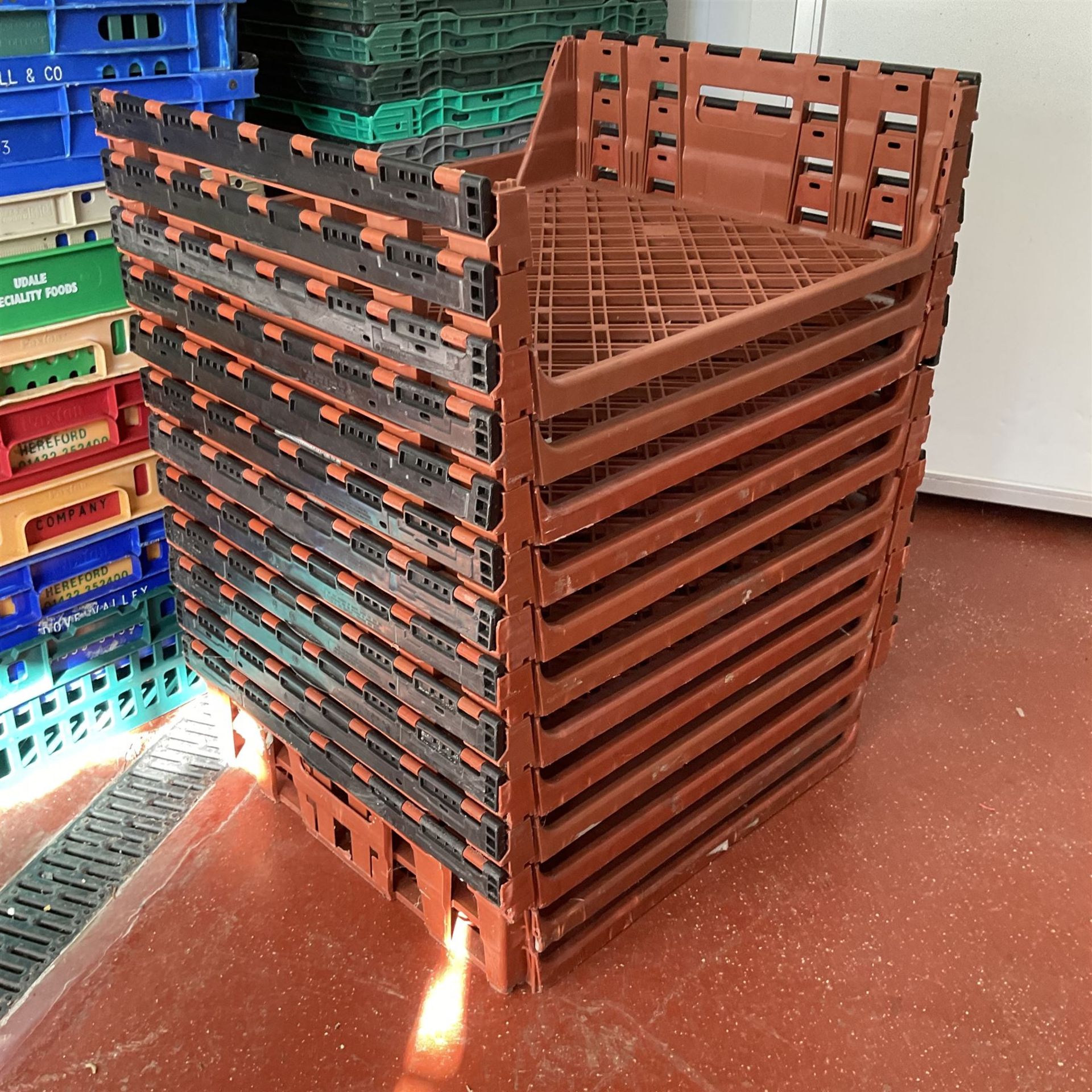 Approx. 108 Food grade plastic stacking trays - THIS LOT IS TO BE COLLECTED BY APPOINTMENT FROM DUGG - Image 2 of 5