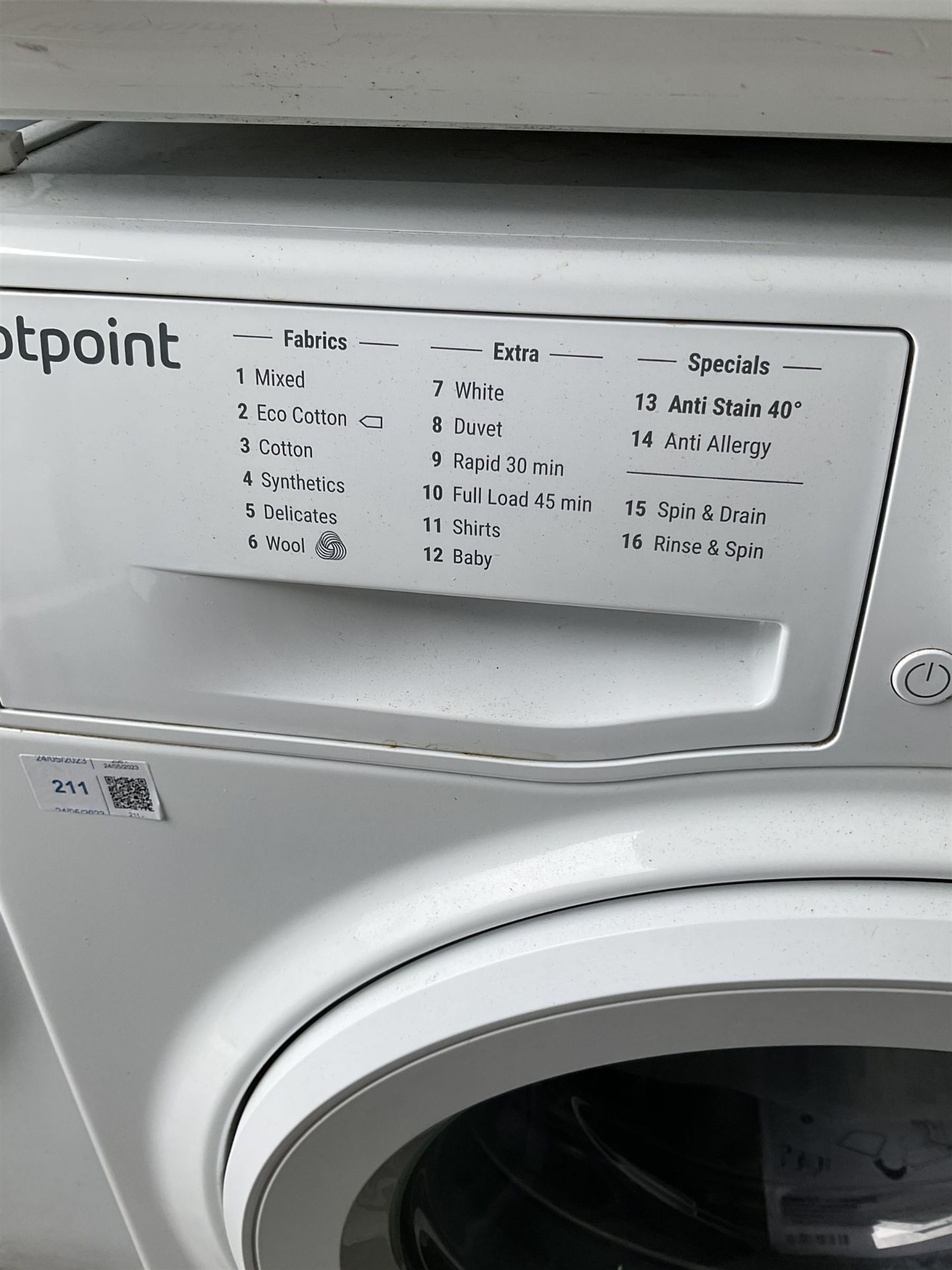 Hotpoint inverter motor 8kg washing machine - Image 2 of 3