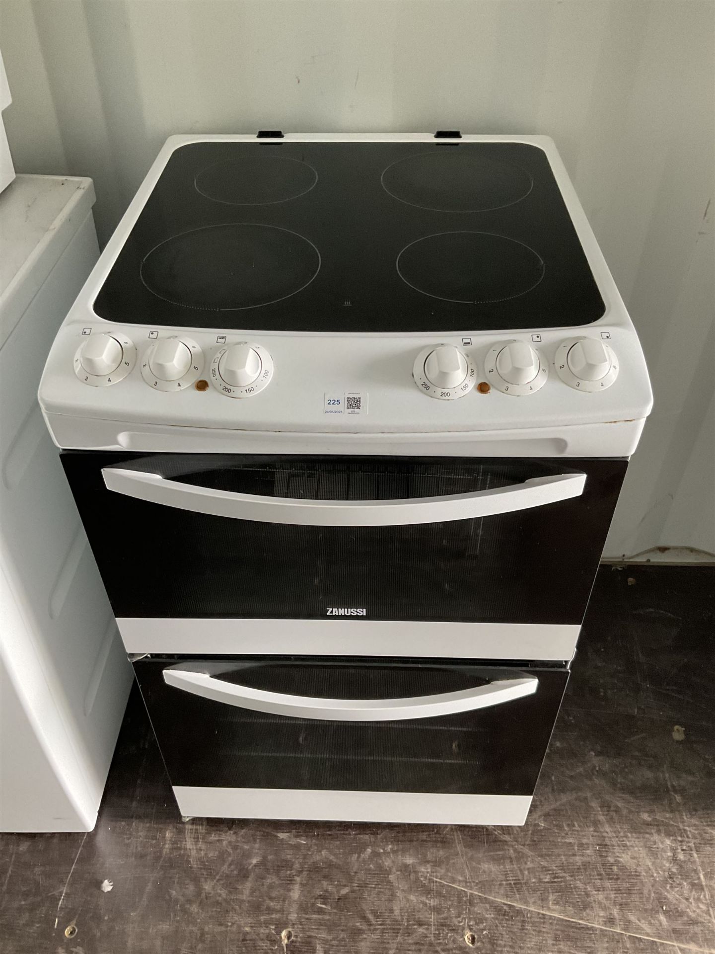 Zanussi electric ceramic cooker