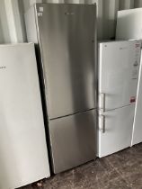 Hoover HD-400RWENJN fridge freezer