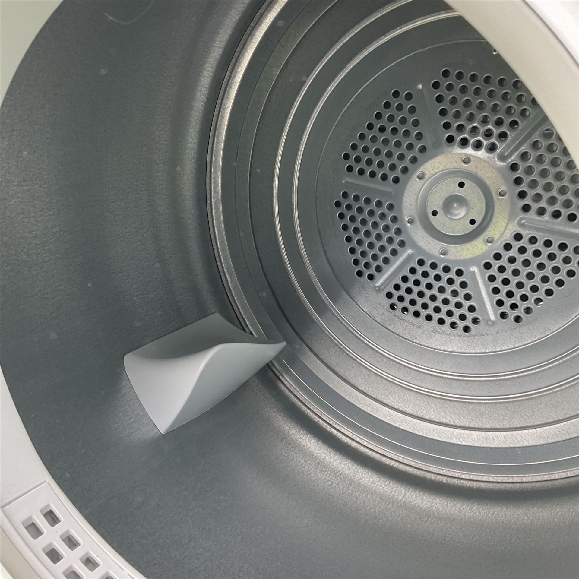 Indesit IDV 75 vented tumble dryer - Image 2 of 4