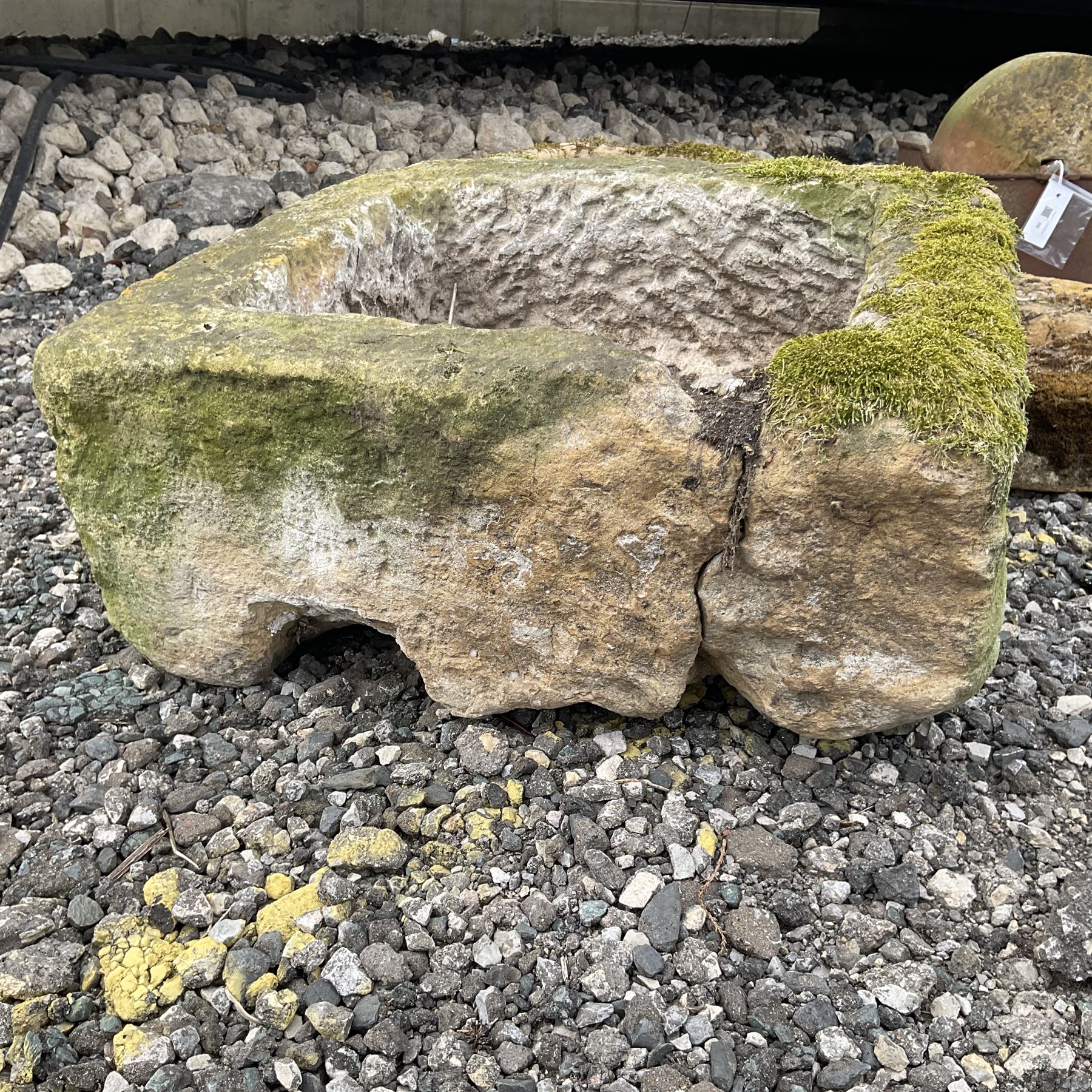 Small circular stone mortar - Image 6 of 7