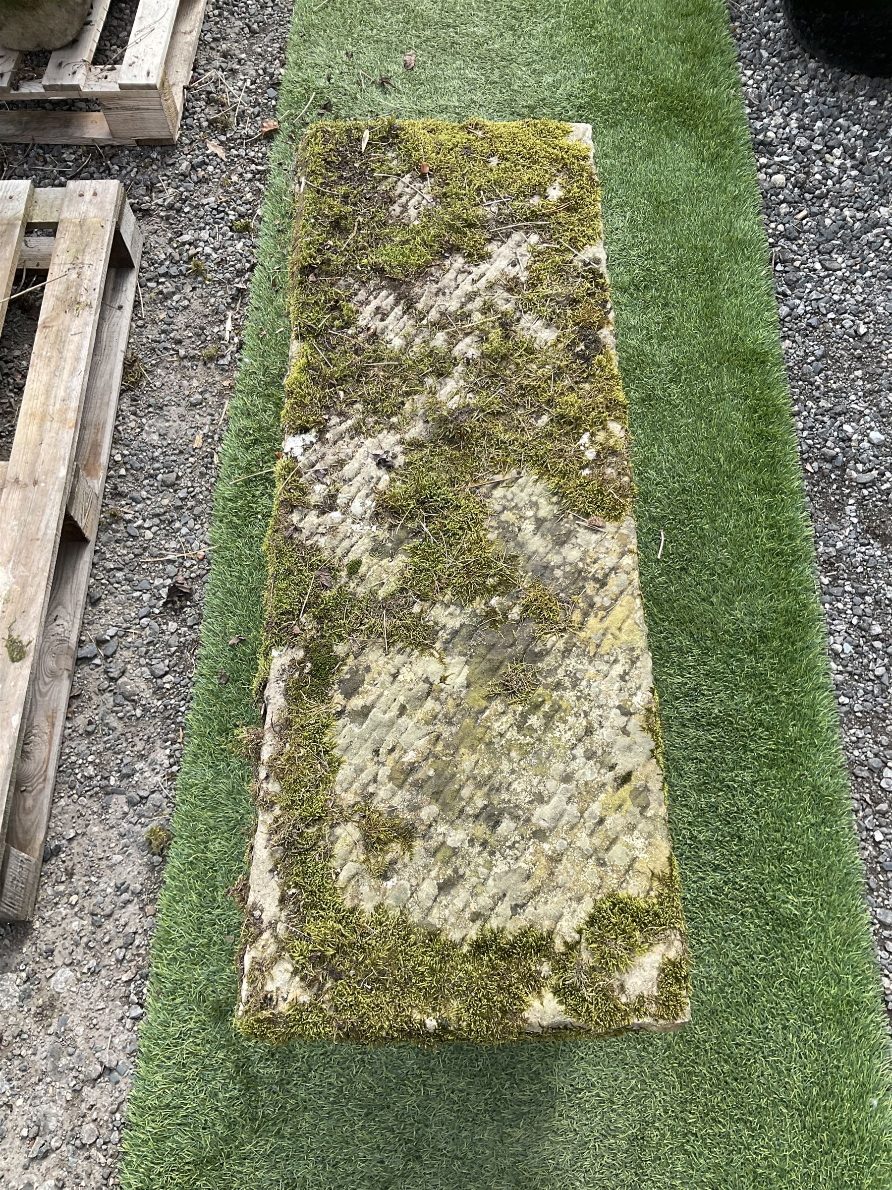 Weathered stone rectangular garden seat bench - Image 3 of 4