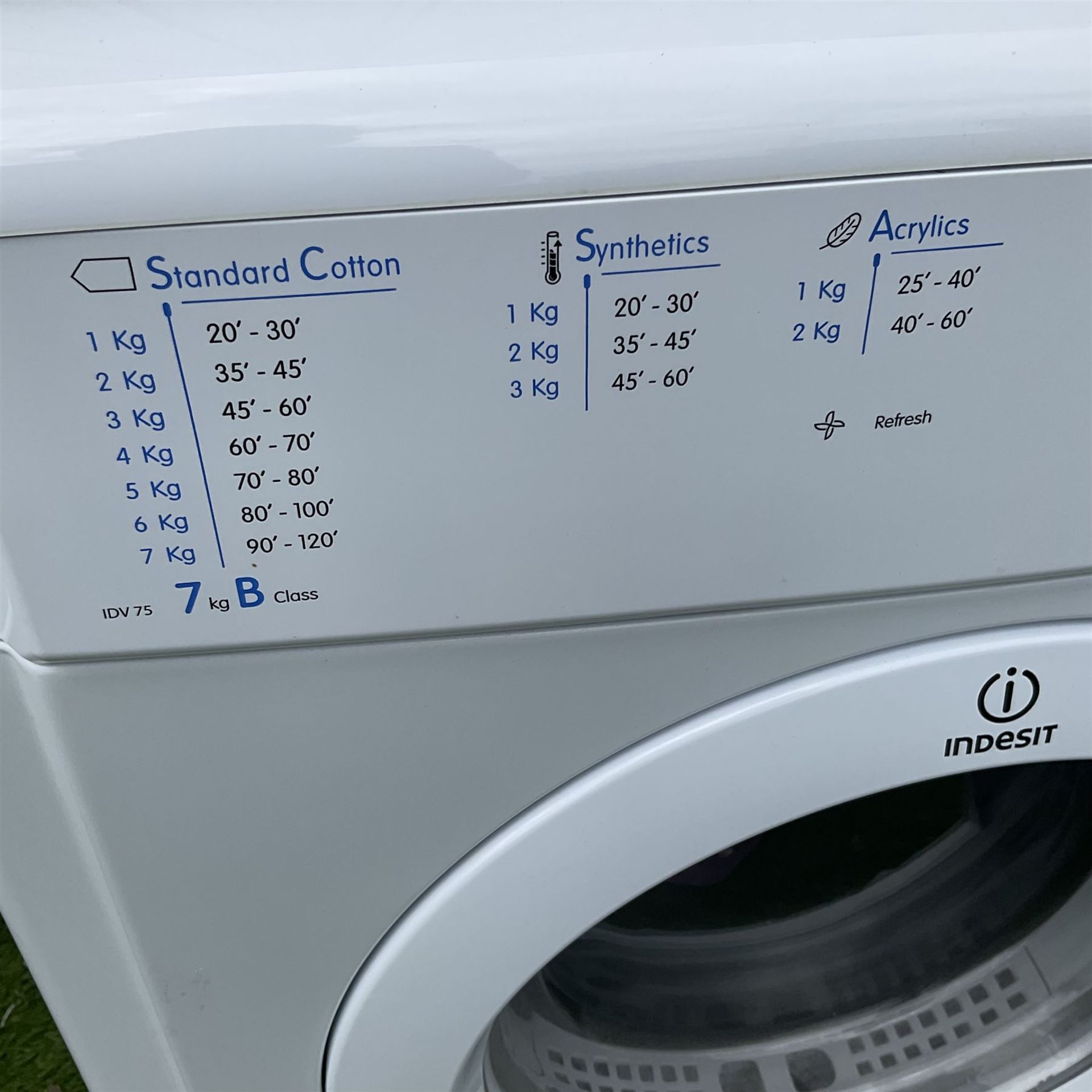 Indesit IDV 75 vented tumble dryer - Image 3 of 4