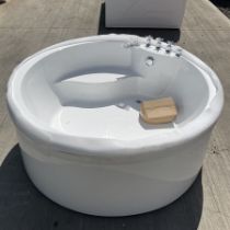 Fibreglass circular bath with accessories - THIS LOT IS TO BE COLLECTED BY APPOINTMENT FROM DUGGLEB