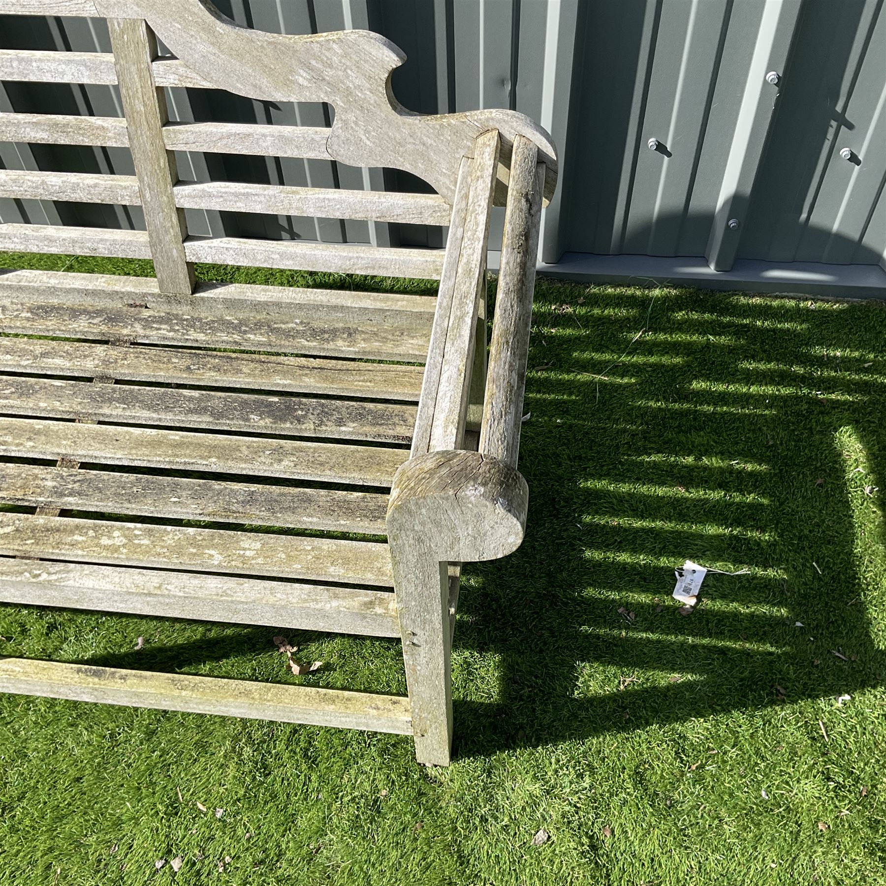 Teak Lutyens style garden bench - Image 2 of 6