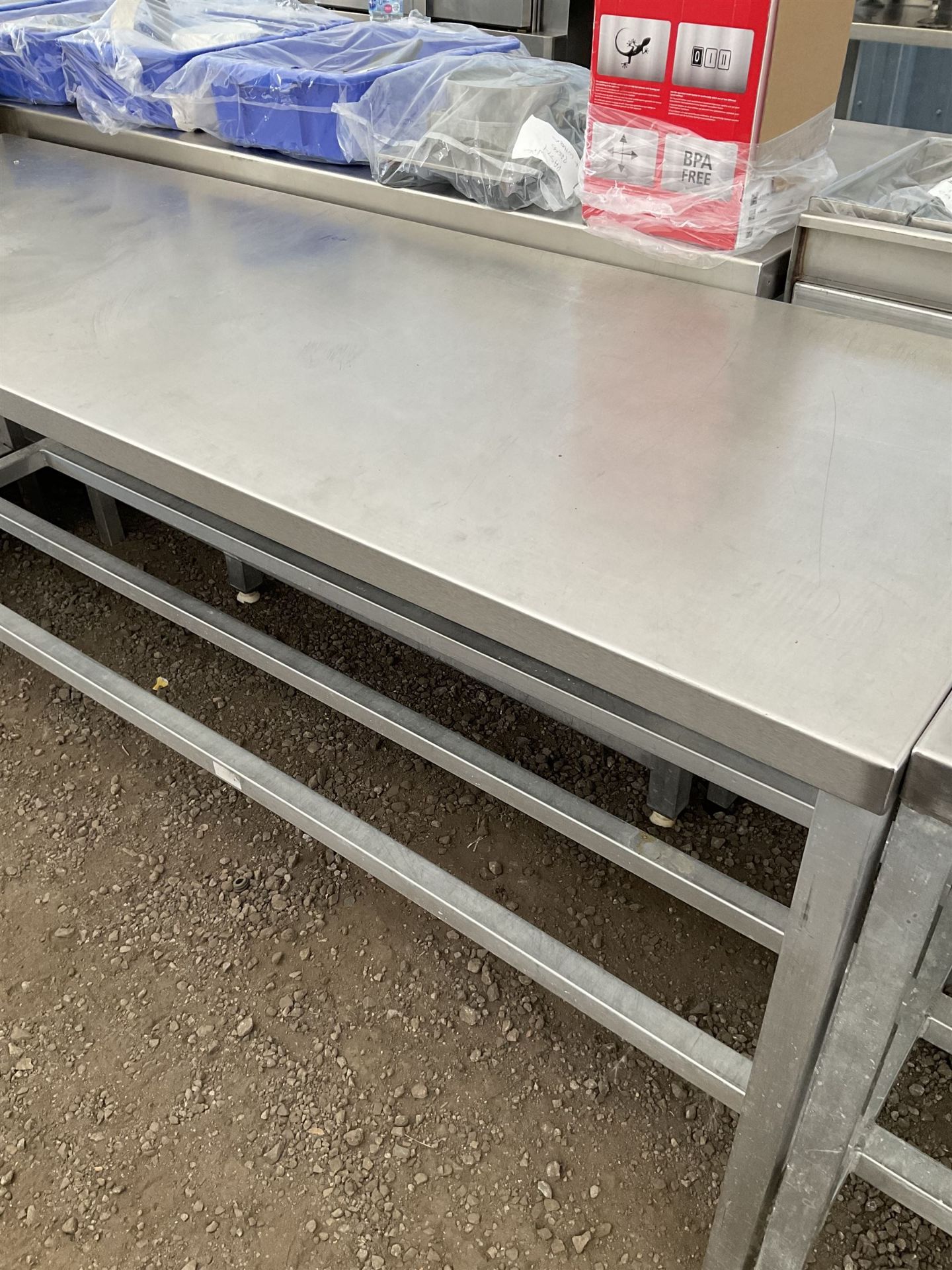 Aluminium framed preparation table with stainless steel top - Image 3 of 4