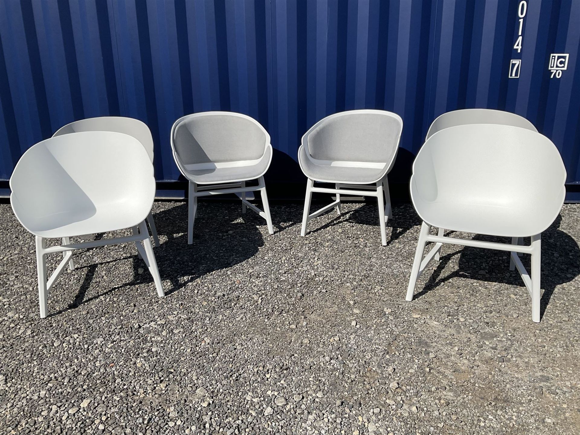 Set of eight Nordic design plastic tub chairs in dark grey - Image 2 of 8