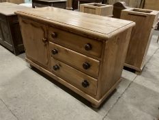 Victorian pine dresser
