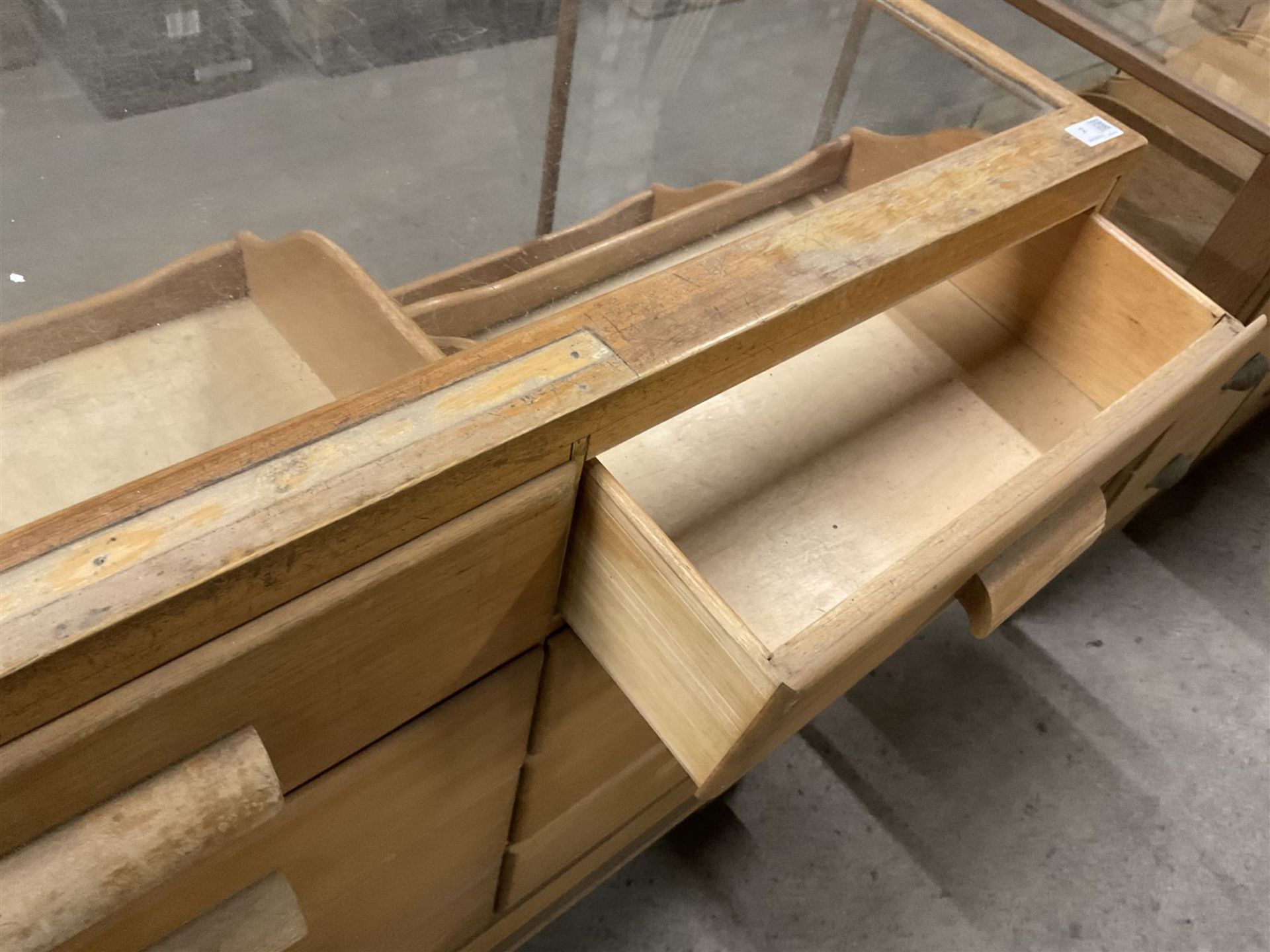 20th century oak and glazed haberdashery shop's cabinet - Image 3 of 3