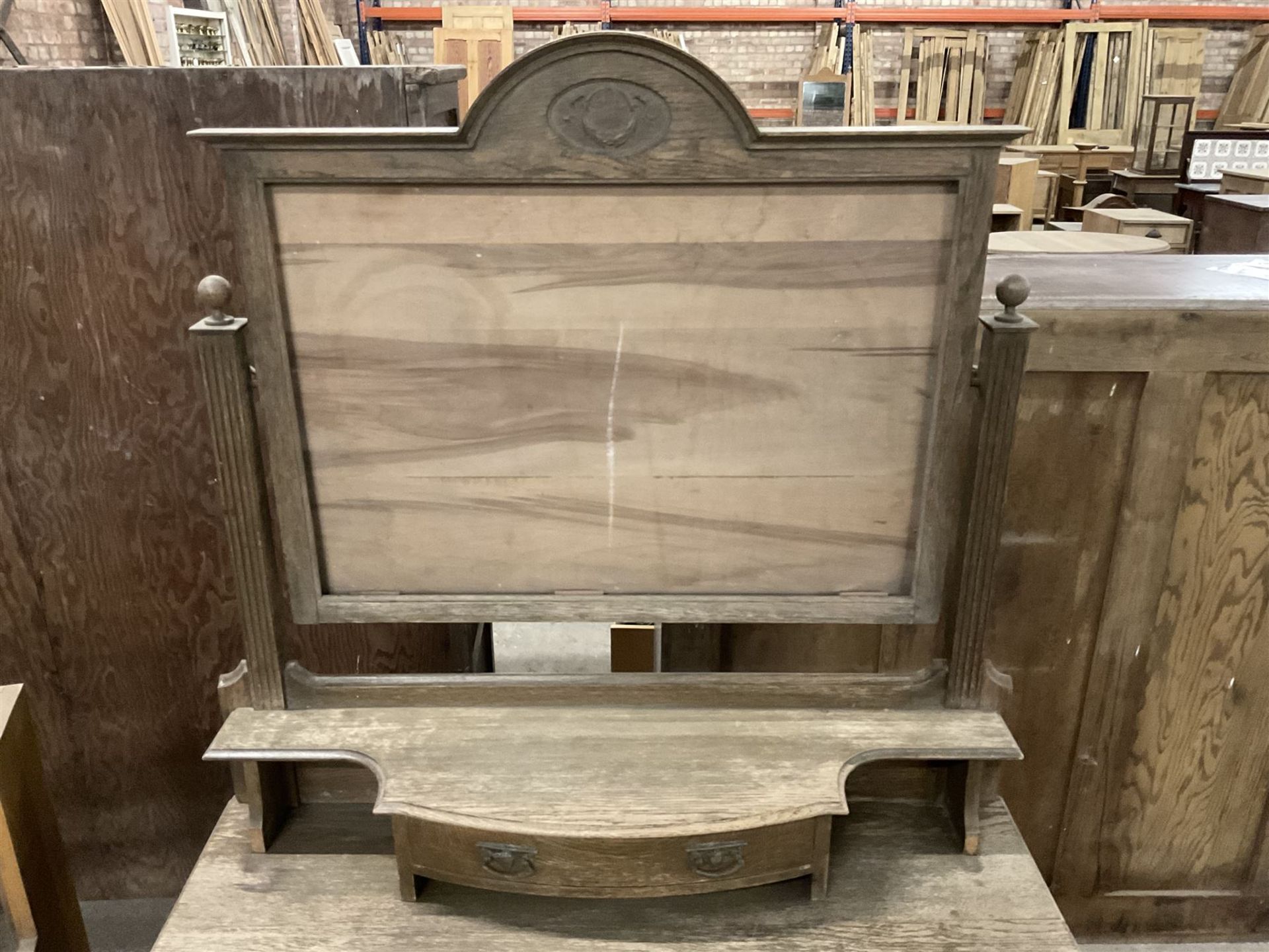 Edwardian oak dressing chest - Image 3 of 6