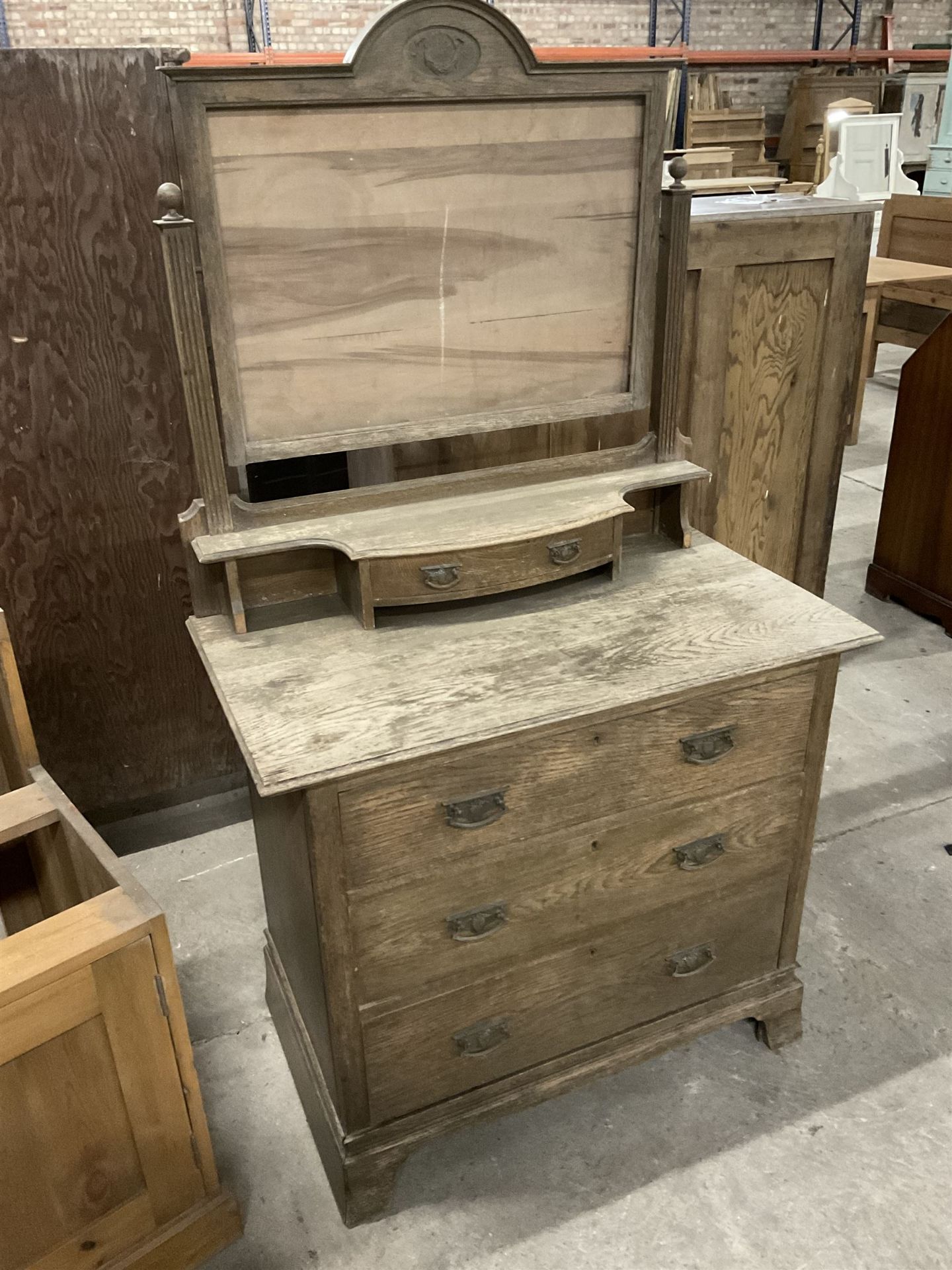 Edwardian oak dressing chest - Image 2 of 6