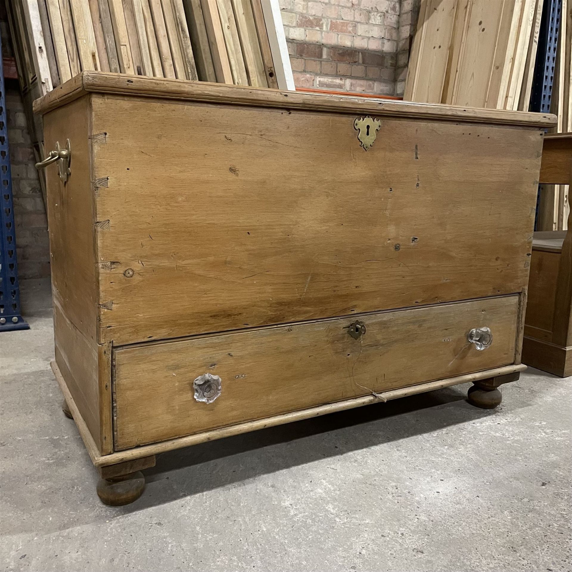 Victorian pine mule chest - Image 2 of 6