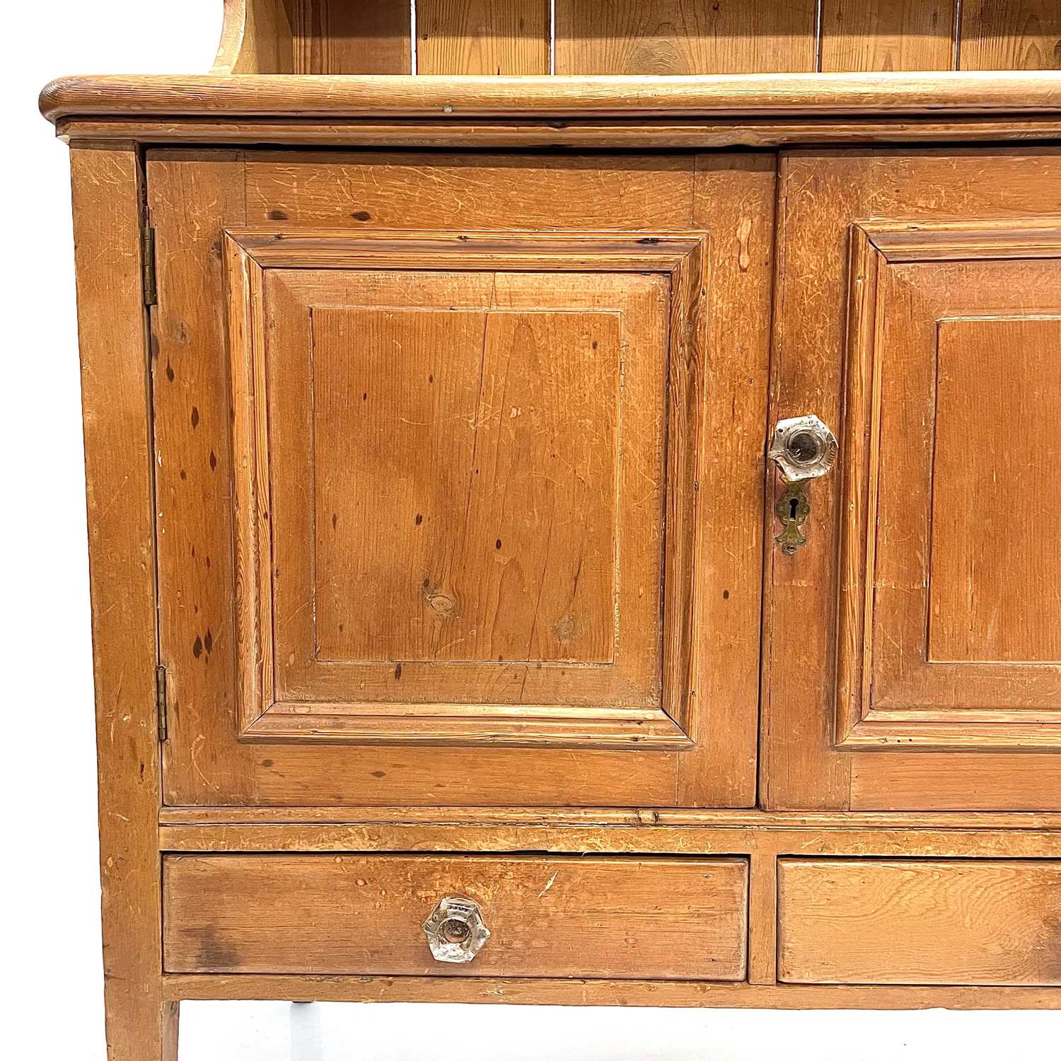 A Victorian small pine kitchen dresser. - Image 5 of 7