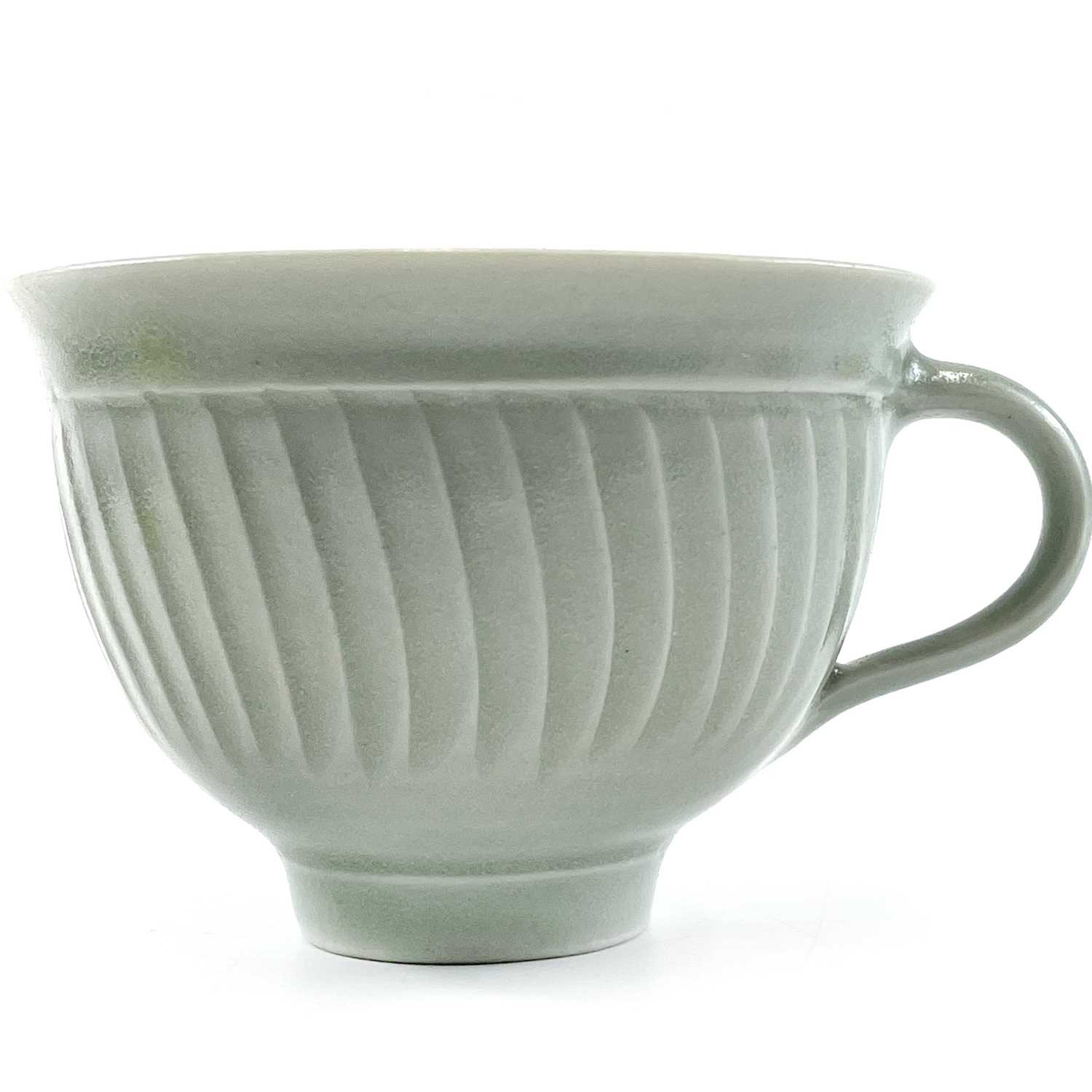 David LEACH (1911-2005 Cup and Saucer with Celadon glaze - Image 2 of 8