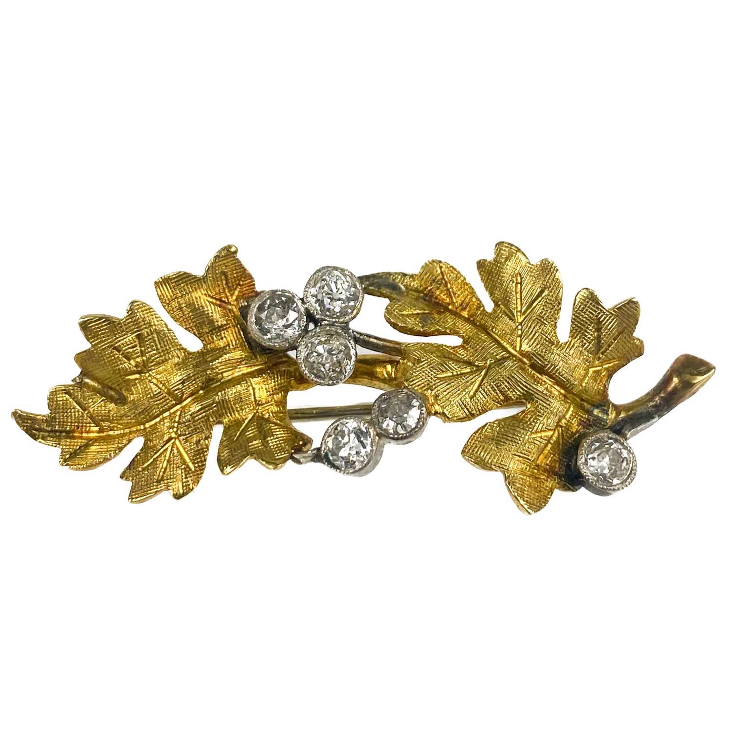 A good modern 18ct gold and diamond set leaf and berry design brooch and matching pair of earrings. - Image 4 of 4