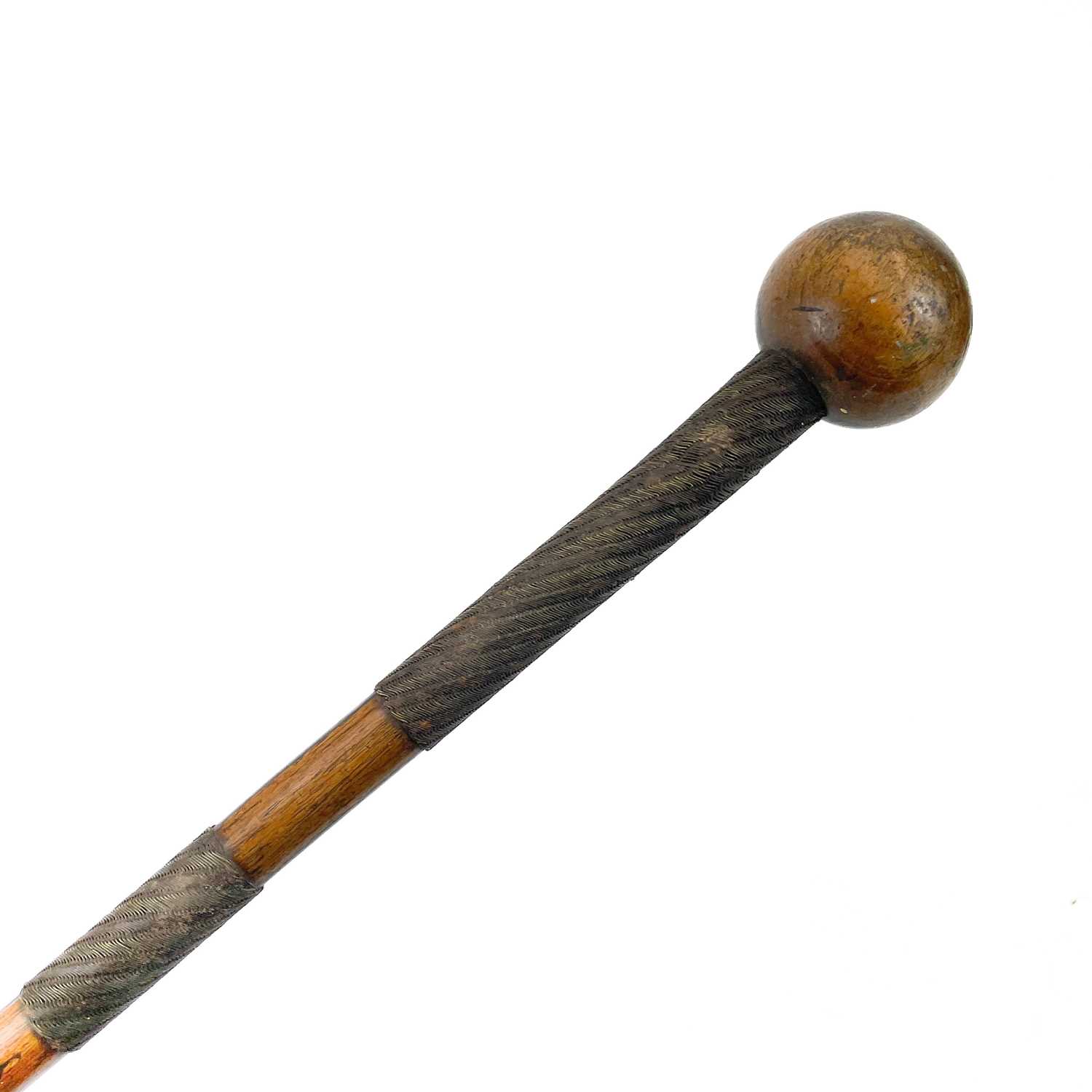 An African hide shield and knobkerrie. - Image 10 of 17