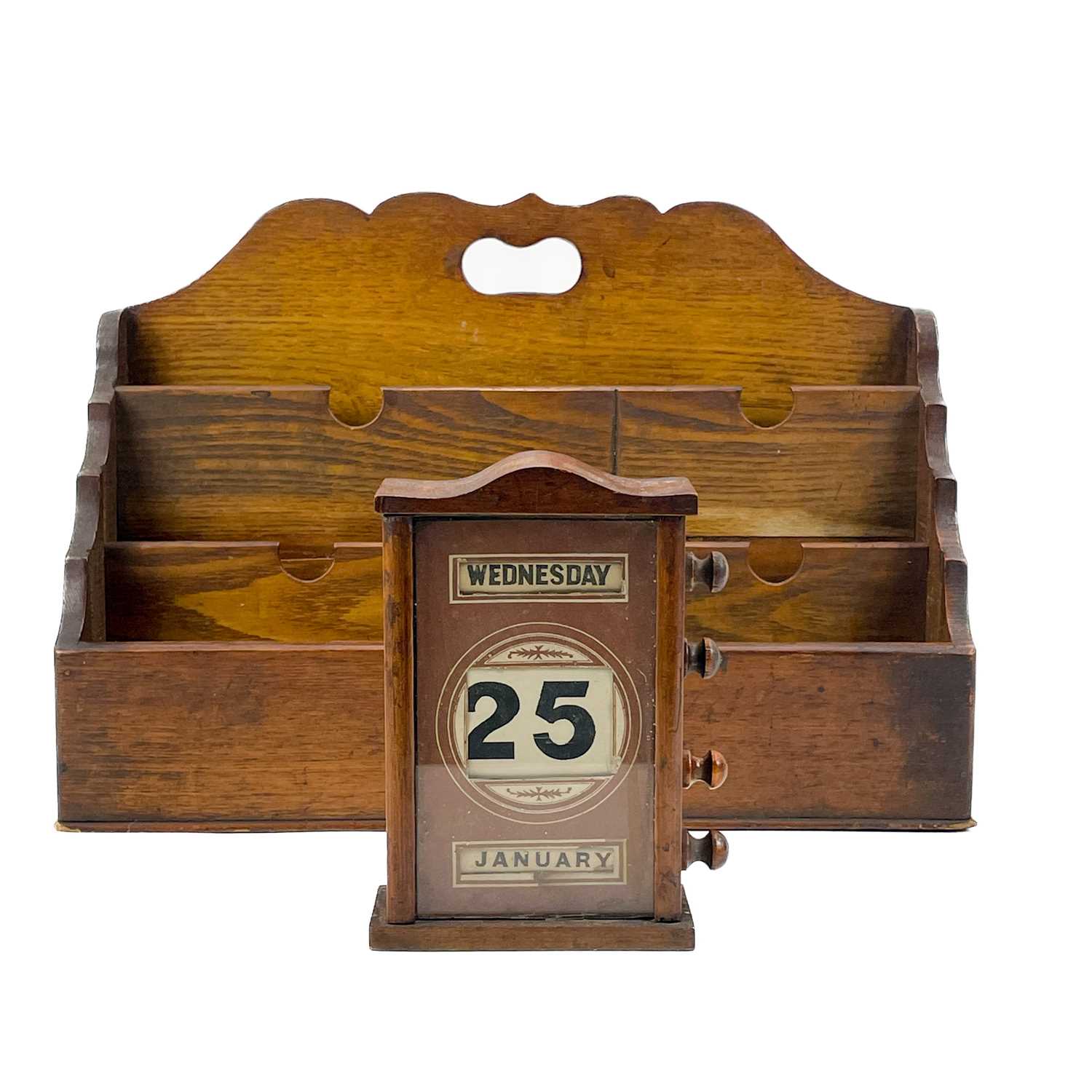 An early 20th century desk calendar.