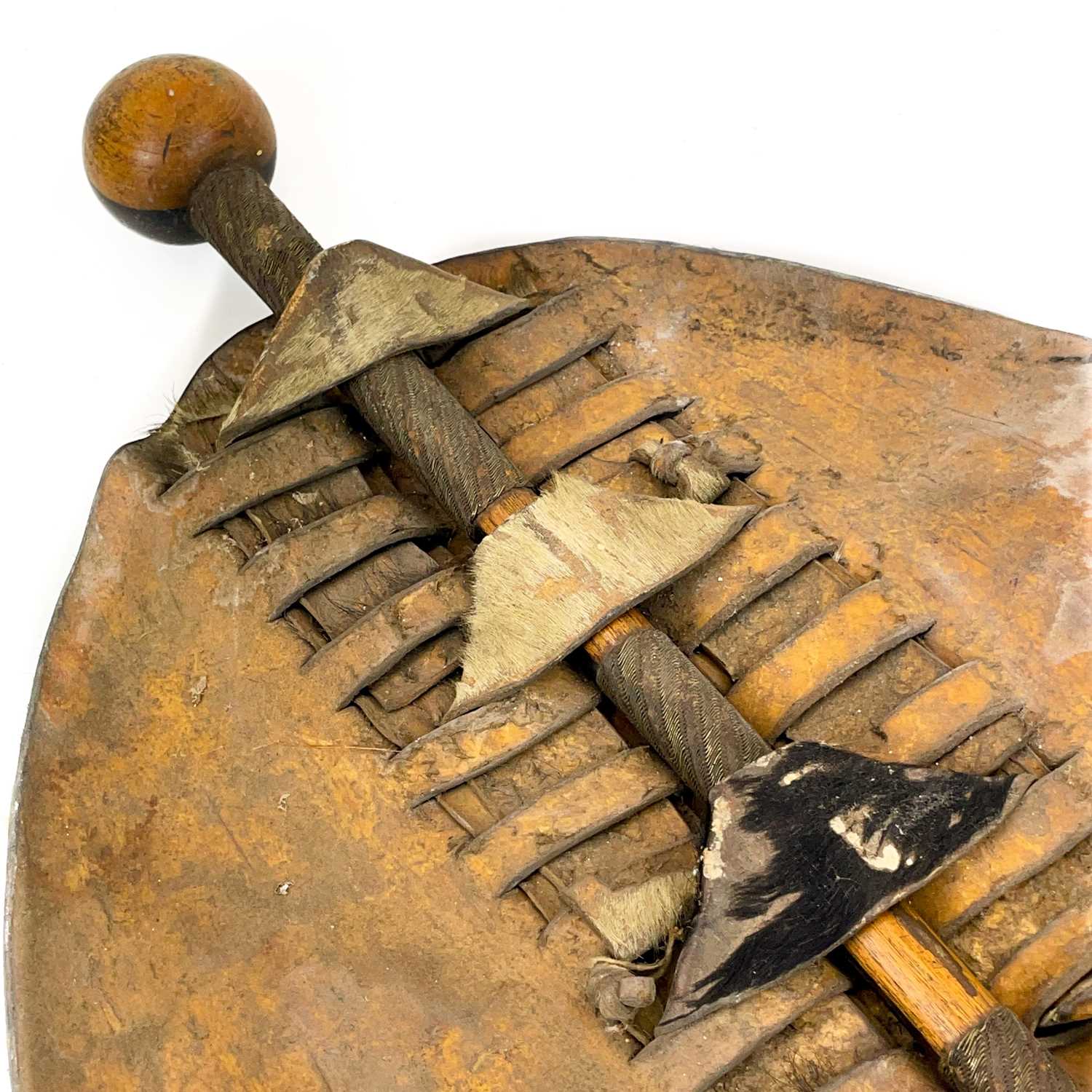 An African hide shield and knobkerrie. - Image 14 of 17