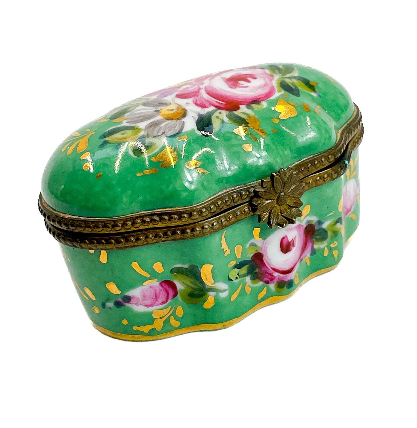 A French Limoges porcelain patch/pill box. - Image 9 of 12