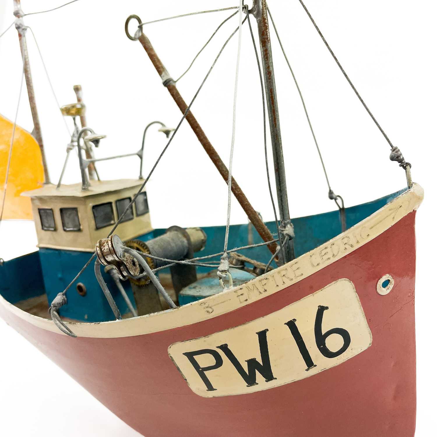 Michael J KING Empire Cedric, a painted tin model fishing boat. - Image 4 of 5