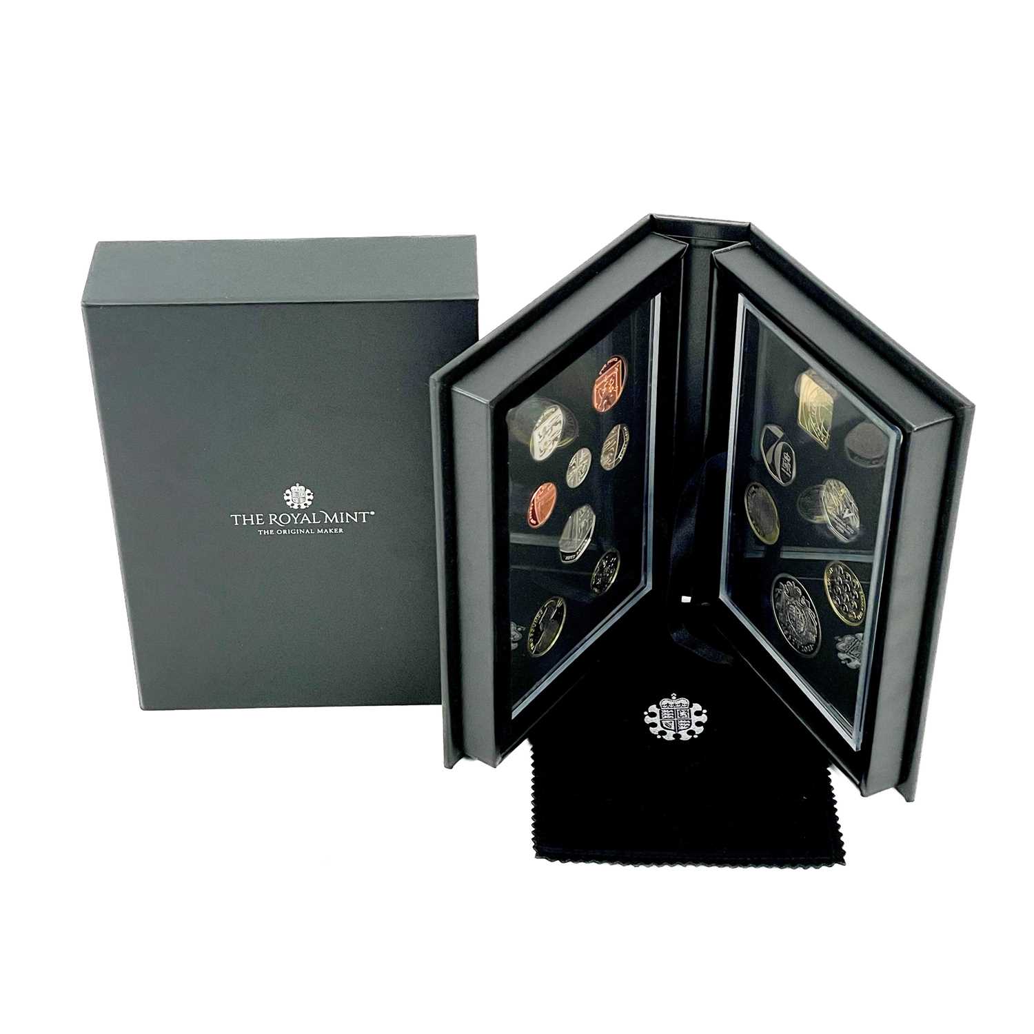 Royal Mint 2022 UK Proof coin set. - Image 2 of 3