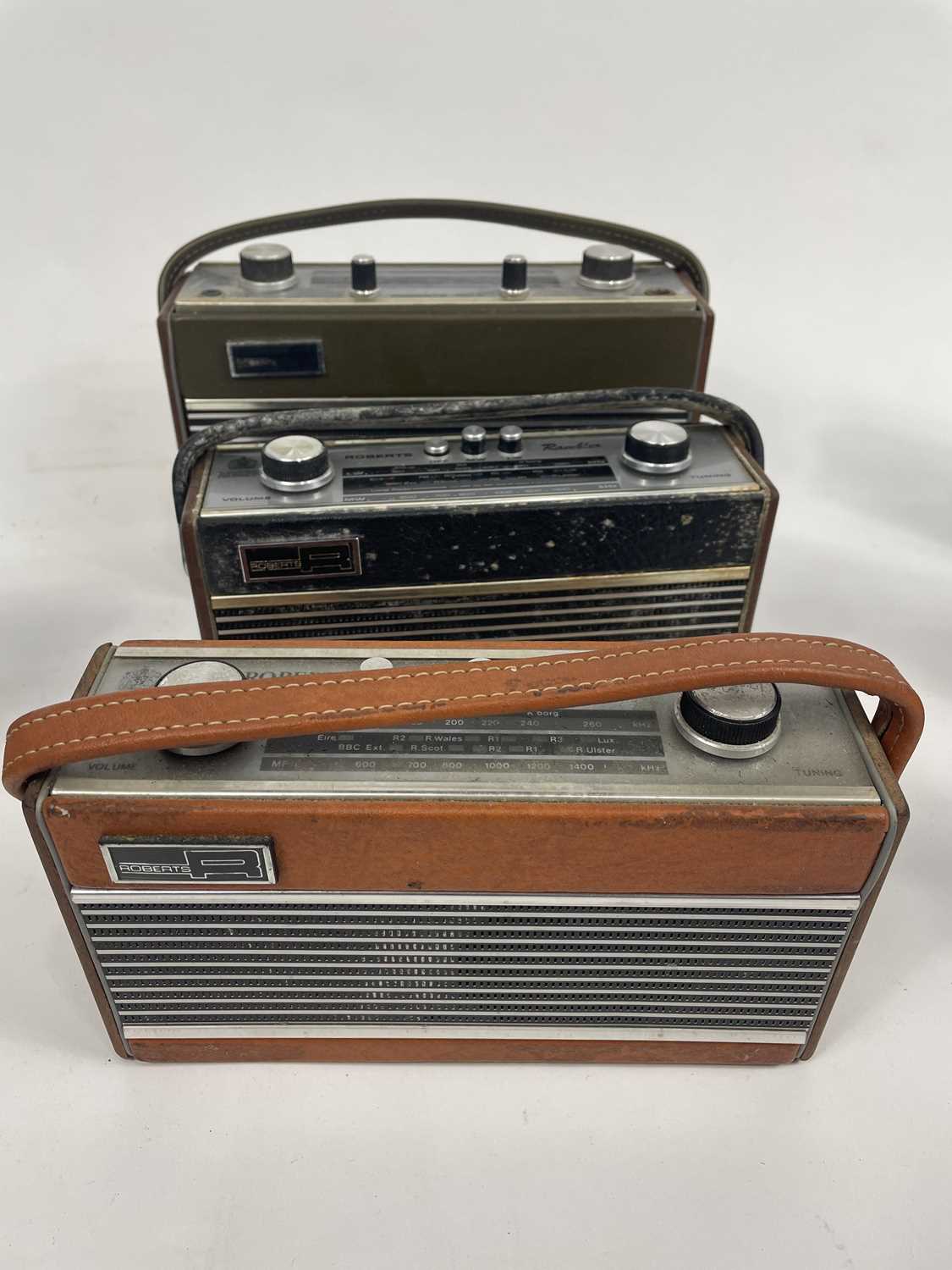 A collection of vintage 'Roberts' radios. - Image 3 of 4