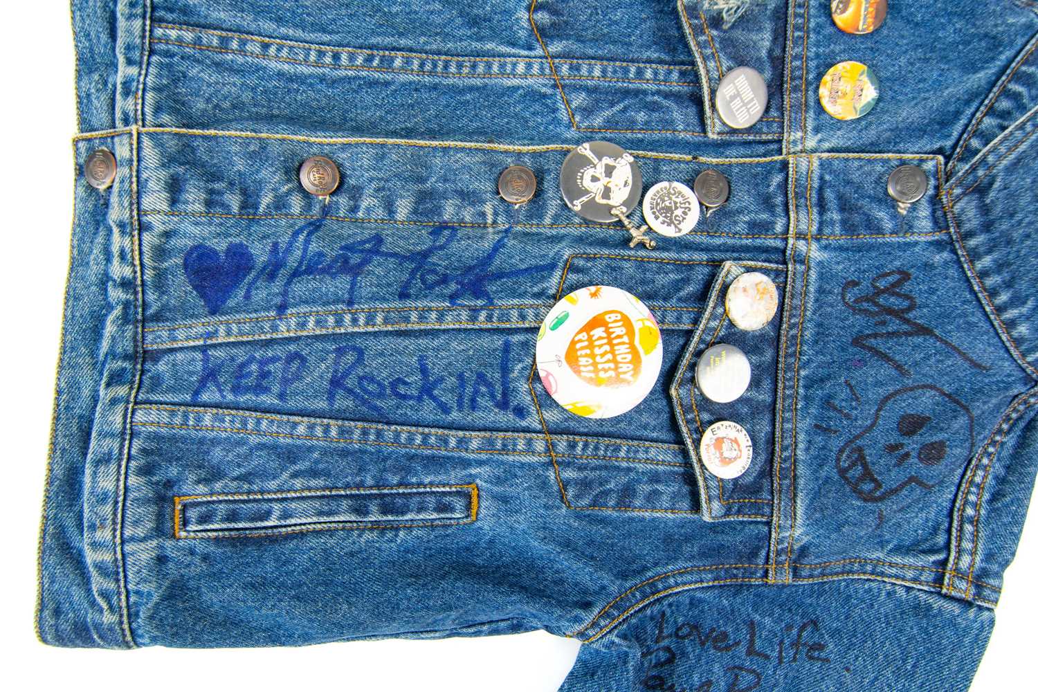 An extensively signed 'Hard Rock Cafe' Las Vegas, denim jacket. - Image 5 of 14