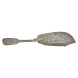 A William IV silver fiddle thread pattern fish serving slice by William Eaton.