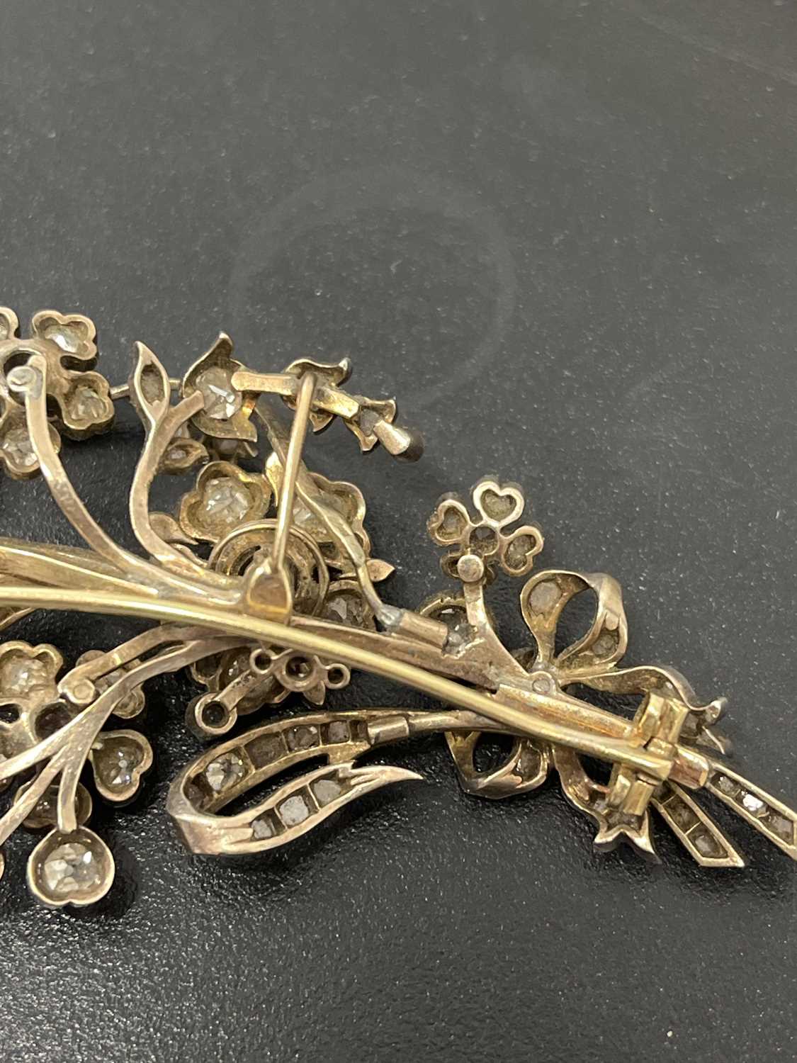 An impressive Victorian silver and gold diamond foliate spray 'en tremblant' brooch. - Image 5 of 16