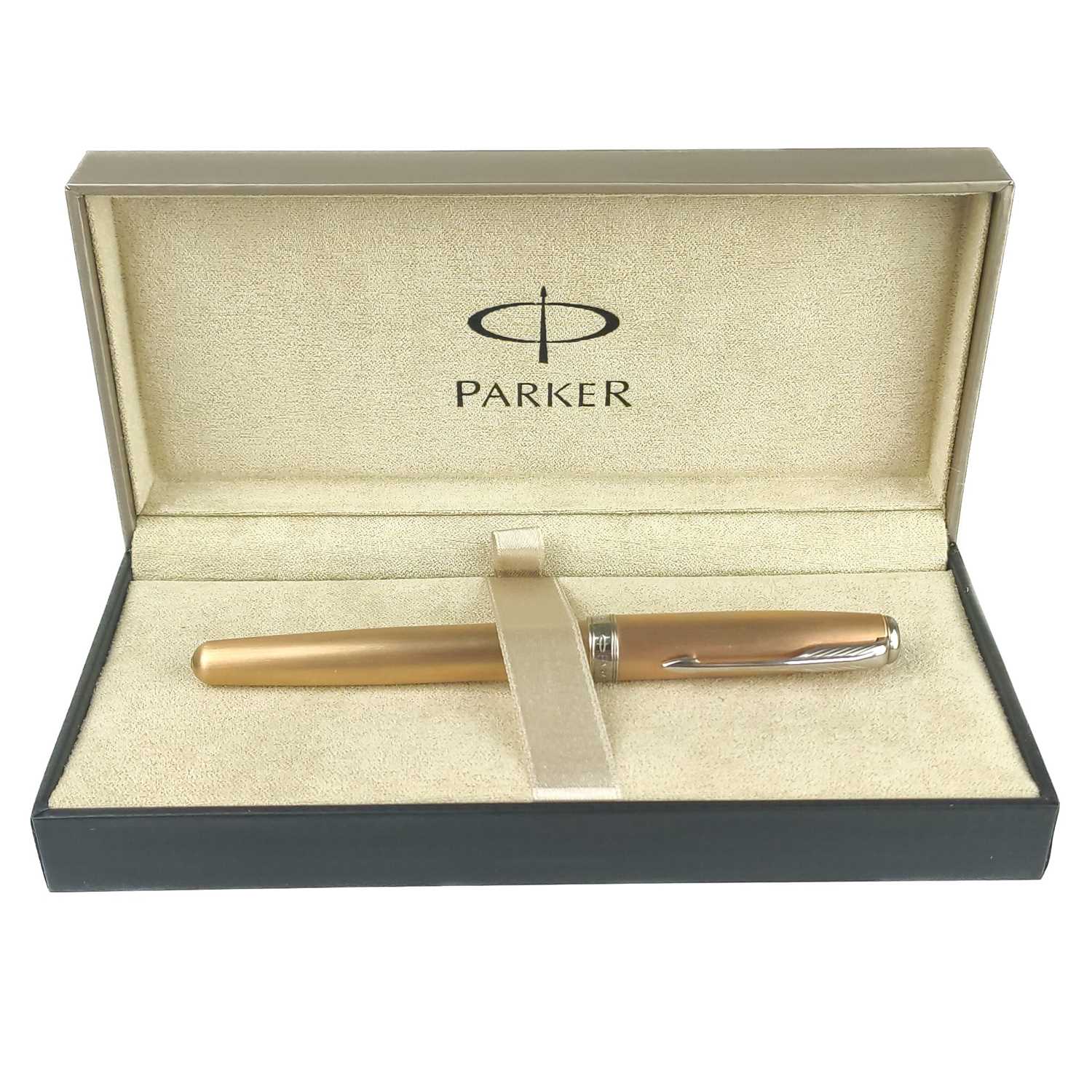 A Sonnet Parker fountain pen in original fitted case.