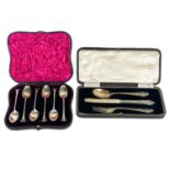 A Victorian silver Onslow pattern cased set of six teaspoons by William Hutton & Sons Ltd.