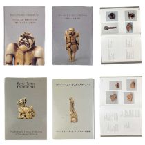 Barry Davies Oriental Art. Netsuke through Three Centuries.