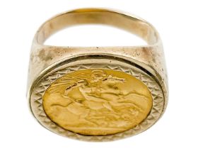 A 9ct gold-mounted 1976 full sovereign coin ring.