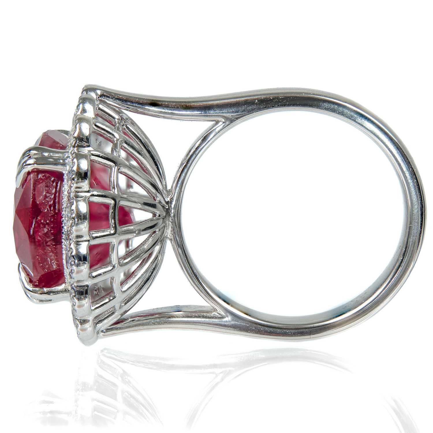An impressive 18ct white gold, 14.5ct (approx) ruby and diamond cluster dress ring. - Image 3 of 8