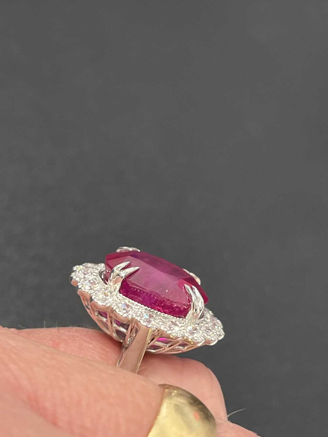An impressive 18ct white gold, 14.5ct (approx) ruby and diamond cluster dress ring. - Image 8 of 8