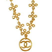 A Chanel 24ct gold-plated CC medallion and knot link necklace, circa 1993.