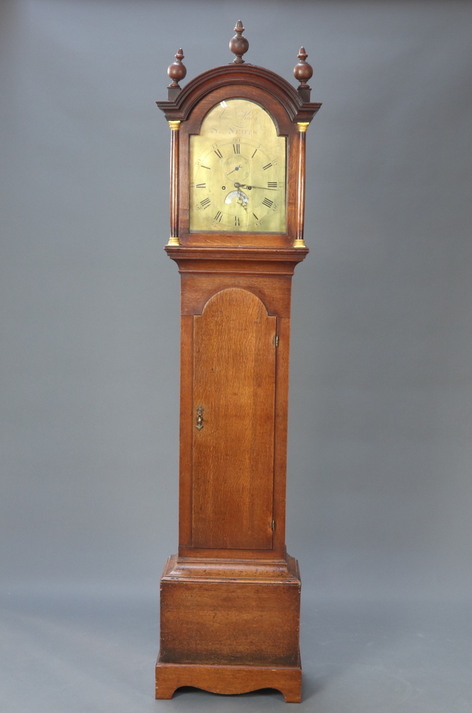 An 18th Century 8 day striking longcase clock, the 30cm arched dial marked James Kirby St Knots with - Image 2 of 4