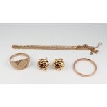 A pair of 9ct yellow gold whorl earrings and minor gold jewellery, 13 grams