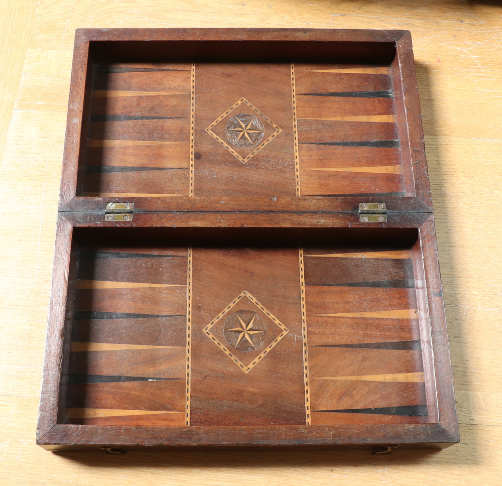 A Victorian inlaid mahogany folding backgammon board 9cm x 38cm x 23cm - Image 3 of 7