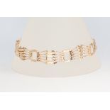 A 9ct yellow gold gate bracelet 4.2 grams 14cm