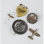 A Second World War sweetheart brooch, 2 others and 2 badges