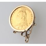A half sovereign 1887 in a 9ct 1.2 grams mount