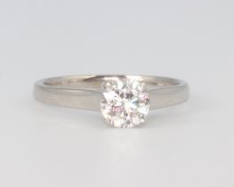 A platinum single stone brilliant cut diamond ring approx. 0.9ct, size M 1/2, 4 grams, with a GIA