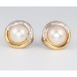 A pair of 2 colour yellow metal cultured pearl and diamond ear clips 15mm